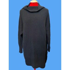 Free People Women’s Black Sweater Size Medium